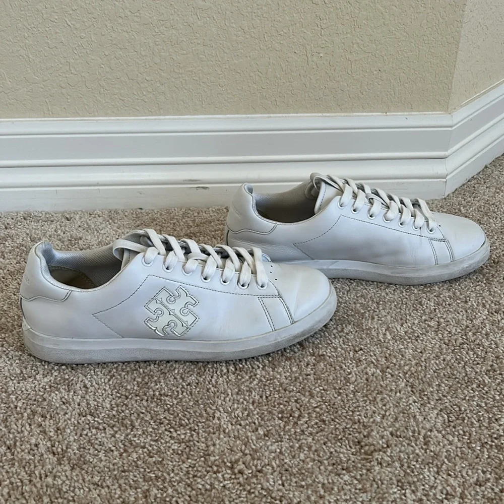 Tory Burch DOUBLE T HOWELL COURT SNEAKER - White